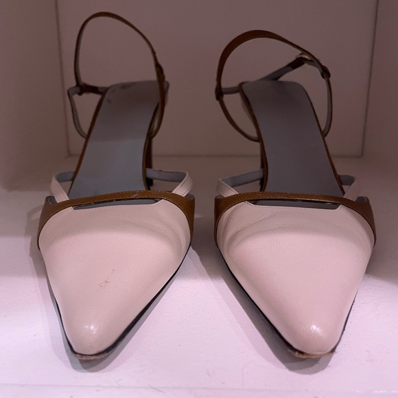 Gucci Vintage pointy toe heels size 8 1/2 B very good condition - Picture 2 of 10